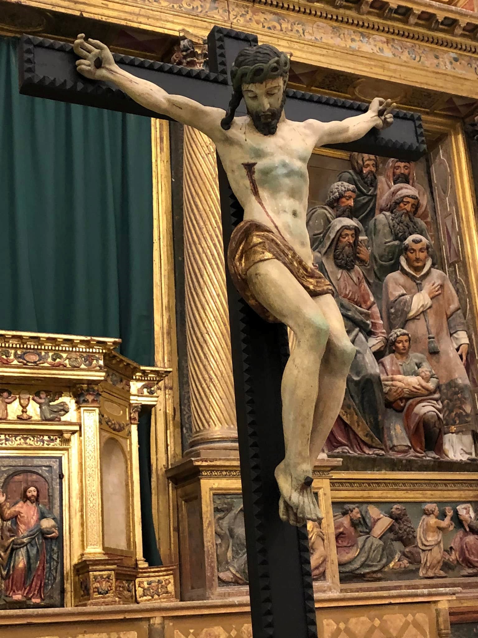 CRUCIFICADO DEL CARMEN - CRUZ GUÍA